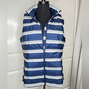 Land’s End Navy Cream Stripe Puffer Vest Size M NWT
